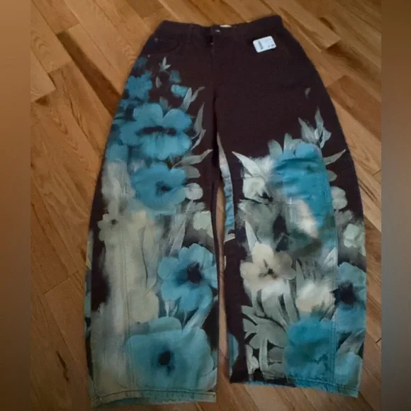 Free People We The Free Good Luck Printed Barrel Jeans Washed Floral - Picture 6 of 6